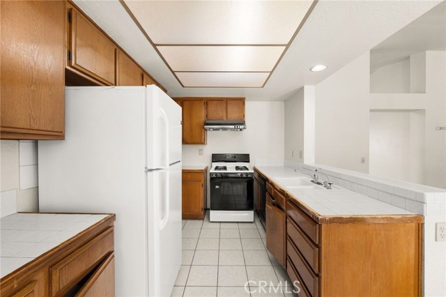 Detail Gallery Image 11 of 28 For 351 Foxboro, Walnut,  CA 91789 - 3 Beds | 2 Baths