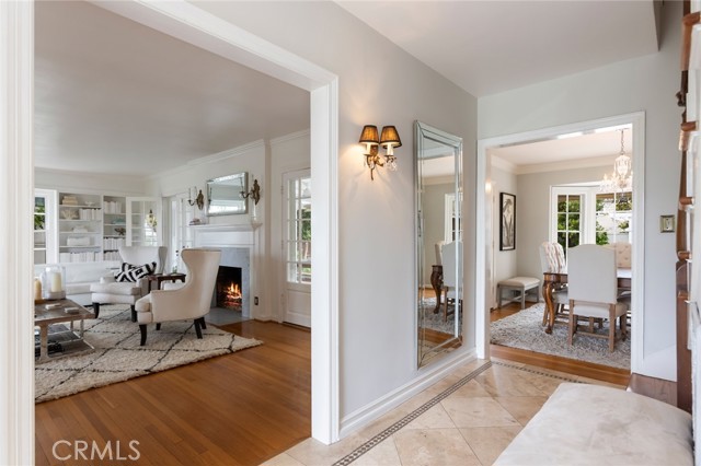 Detail Gallery Image 8 of 70 For 4225 Myrtle Ave, Long Beach,  CA 90807 - 5 Beds | 3/1 Baths