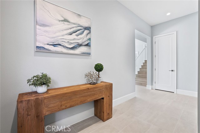 211 Fiore, Irvine CA: https://media.crmls.org/medias/35803551-3c4a-4abe-b288-68085b7ec638.jpg