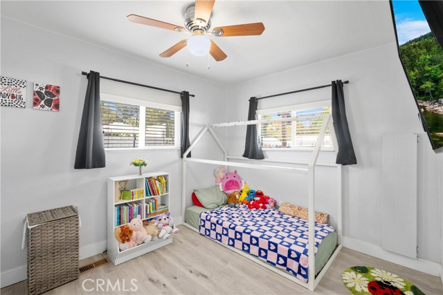 Detail Gallery Image 12 of 21 For 17086 Esperanza Dr, Perris,  CA 92570 - 3 Beds | 2 Baths