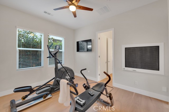 Detail Gallery Image 26 of 41 For 6888 Copper Creek Pl, Moorpark,  CA 93021 - 4 Beds | 3/1 Baths