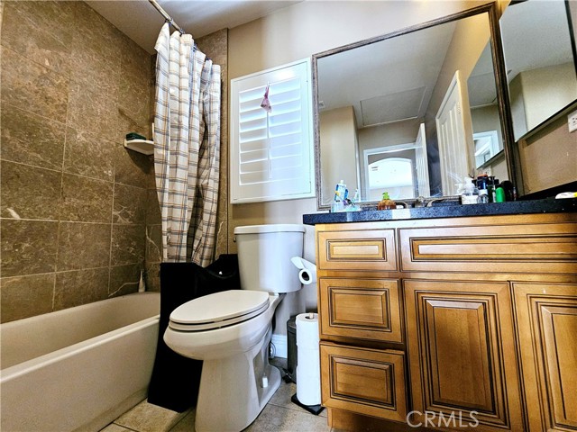 Detail Gallery Image 13 of 18 For 53 Middlebury Ln, Irvine,  CA 92620 - 3 Beds | 2/1 Baths