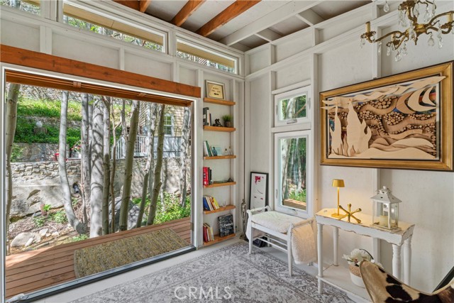 29613 Hook Creek Road, Cedar Glen CA: https://media.crmls.org/medias/35853e31-9204-4b34-abf4-3e63f90dc1fb.jpg