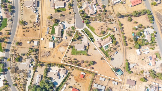 Detail Gallery Image 36 of 46 For 17920 Pony Butte Ct, Perris,  CA 92570 - 4 Beds | 2/1 Baths