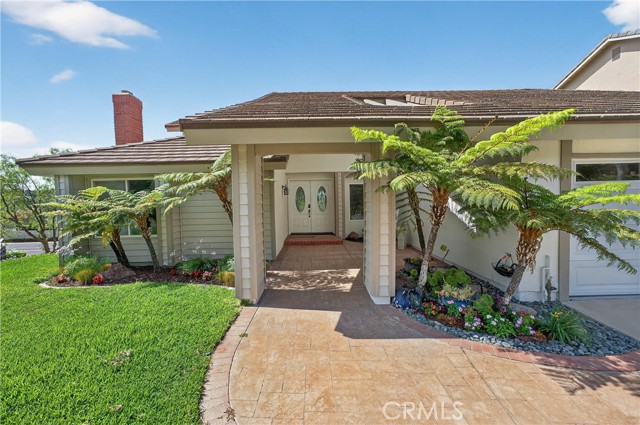 Detail Gallery Image 4 of 44 For 6701 E Leafwood Dr, Anaheim Hills,  CA 92807 - 3 Beds | 2 Baths