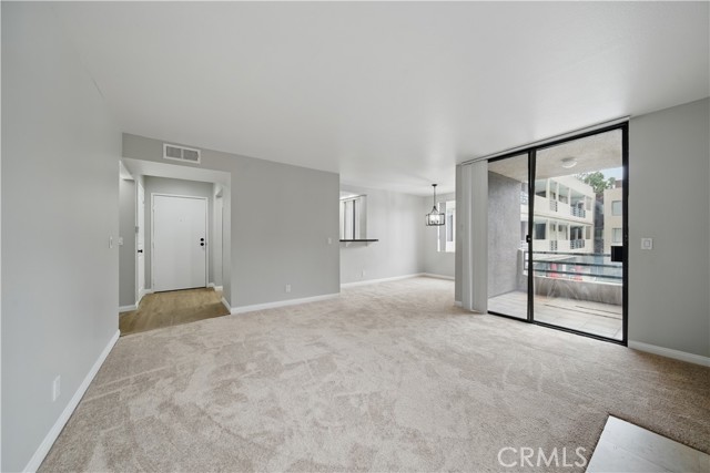 Detail Gallery Image 33 of 35 For 7826 Topanga Canyon Bld #218,  Canoga Park,  CA 91304 - 2 Beds | 2 Baths