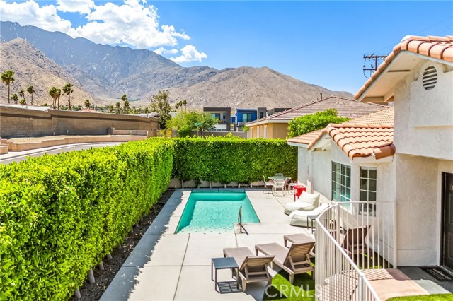 Detail Gallery Image 1 of 38 For 390 W Cortez Rd, Palm Springs,  CA 92262 - 5 Beds | 4/1 Baths