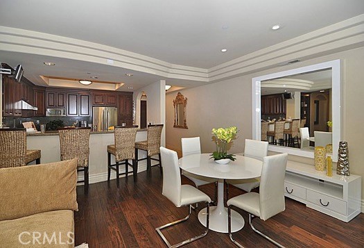12021 Guerin, Studio City CA: https://media.crmls.org/medias/358710f5-9feb-4dd0-a678-68daba5f6325.jpg