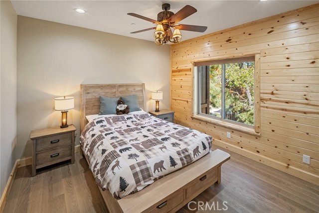 1658 Tuolumne Road, Big Bear City CA: https://media.crmls.org/medias/35876e12-765a-4913-b77b-7294d4706a51.jpg