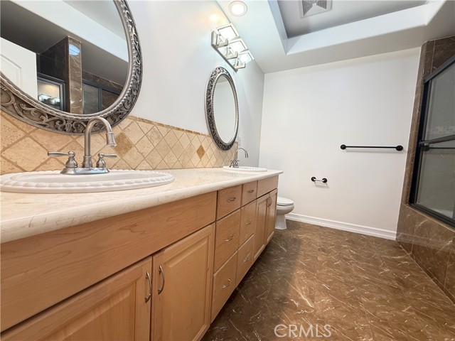 Detail Gallery Image 19 of 28 For 414 E Valencia Ave #111,  Burbank,  CA 91501 - 3 Beds | 3 Baths