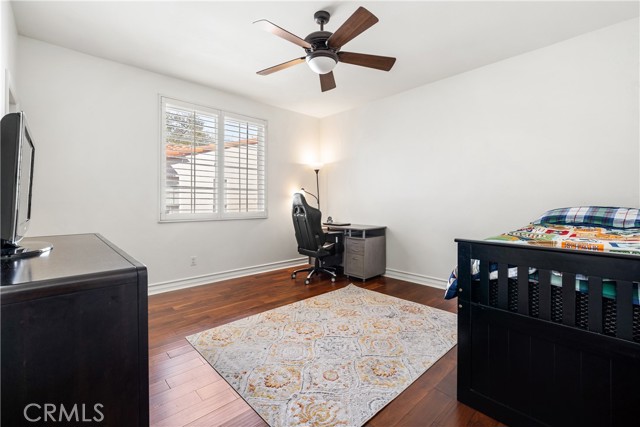 Detail Gallery Image 22 of 37 For 26910 Mirasol St, Valencia,  CA 91355 - 5 Beds | 5 Baths