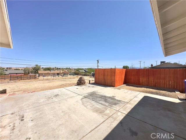 15967 Culver Road, Victorville CA: https://media.crmls.org/medias/358ac7b8-445b-4835-9b31-3e0c163656c8.jpg