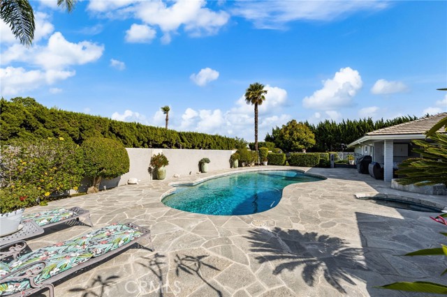 1738 N Ukiah Way, Upland CA: https://media.crmls.org/medias/358afae7-73be-4ceb-aff8-40ed56f93c13.jpg