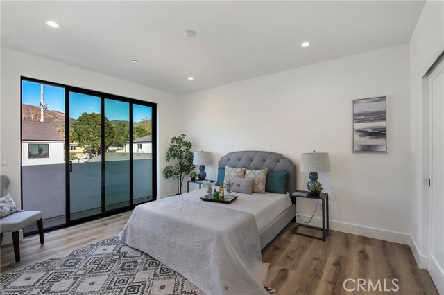 13457 Bradley Avenue, Sylmar CA: https://media.crmls.org/medias/358b0e7f-3ec4-41c5-8741-e93d27785638.jpg
