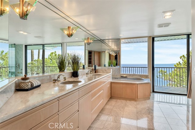 Detail Gallery Image 26 of 75 For 1733 Paseo Del Mar, Palos Verdes Estates,  CA 90274 - 6 Beds | 5/1 Baths