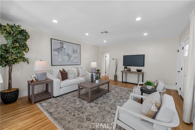 Detail Gallery Image 6 of 59 For 130 -132 S Lime St, Orange,  CA 92868 - – Beds | – Baths