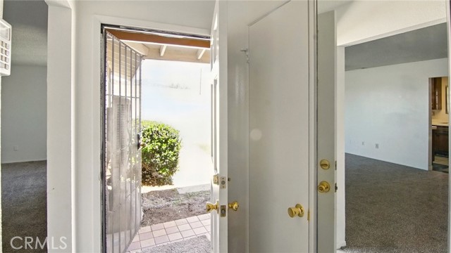 Detail Gallery Image 3 of 19 For 288 E 48th St, San Bernardino,  CA 92404 - 3 Beds | 2 Baths