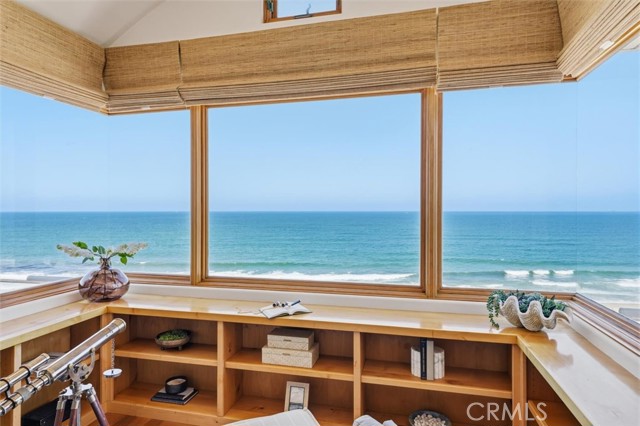 807 Esplanade, Redondo Beach, California 90277, 4 Bedrooms Bedrooms, 0 ,2 BathroomsBathrooms,Residential,For Sale,Esplanade,0,SB26078062 807 Esplanade, Redondo Beach, California 90277, 4 Bedrooms Bedrooms, 0 ,2 BathroomsBathrooms,Residential,For Sale,Esplanade,0,SB26078062