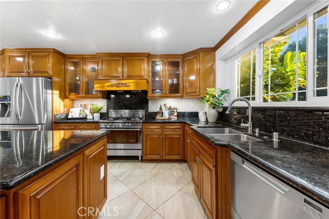 1260 Oakhaven Lane, Arcadia CA: https://media.crmls.org/medias/358c7690-53bb-4a9e-8ca4-c534e30b50dc.jpg