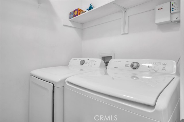 2922 Perkins Lane, Redondo Beach, California 90278, 3 Bedrooms Bedrooms, ,1 BathroomBathrooms,Residential,Sold,Perkins,SB22186949