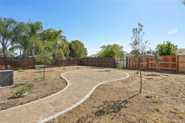 33418 Furrow Court, Wildomar CA: https://media.crmls.org/medias/358ce8d2-6323-49c1-a97a-52e3ba26562f.jpg