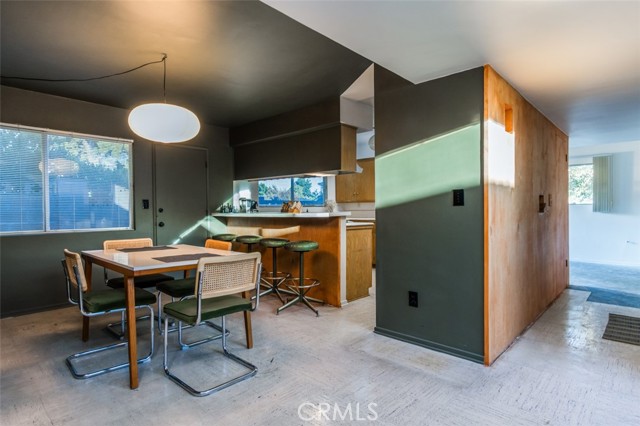 15929 Sunburst Street, North Hills CA: https://media.crmls.org/medias/358e30a0-ecf8-4403-a35a-51315bc93260.jpg
