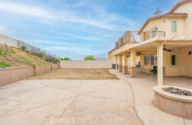 4118 Larkspur Street, Lake Elsinore CA: https://media.crmls.org/medias/358e83b4-153a-4185-af84-961019ee23de.jpg