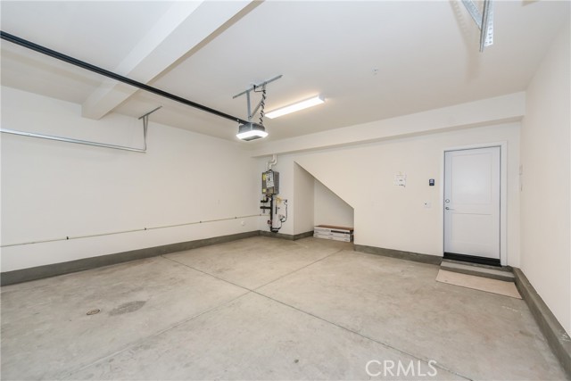 115 Allusion, Irvine CA: https://media.crmls.org/medias/358f3593-5e37-49b4-9c1d-7fa32a74d196.jpg