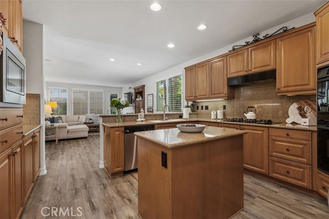 23 Constellation Way, Coto de Caza CA: https://media.crmls.org/medias/358f7c0c-c68f-447a-9a73-7c44c8e1a84f.jpg