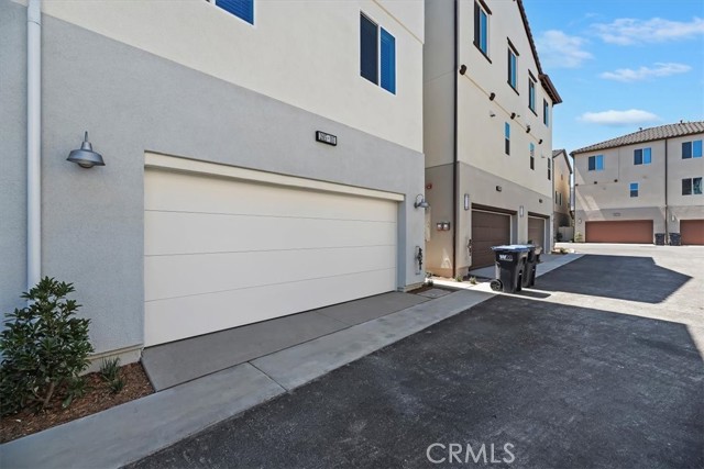 2615 Sprout Lane, Corona CA: https://media.crmls.org/medias/35906fc6-33c8-48af-9839-efc44e8dd0d0.jpg