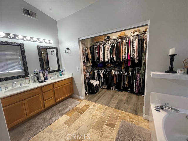 Detail Gallery Image 20 of 45 For 1318 Hermosa Dr, Corona,  CA 92879 - 4 Beds | 2/1 Baths