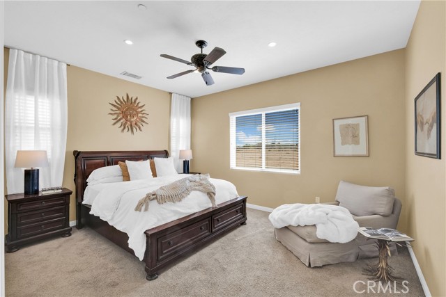 Detail Gallery Image 21 of 44 For 10077 Silver Palm Dr, Oak Hills,  CA 92344 - 4 Beds | 4 Baths