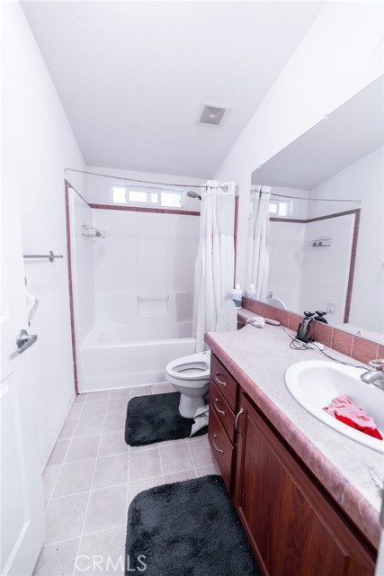 Detail Gallery Image 9 of 19 For 4800 Daleview Ave #121,  El Monte,  CA 91731 - 3 Beds | 2 Baths