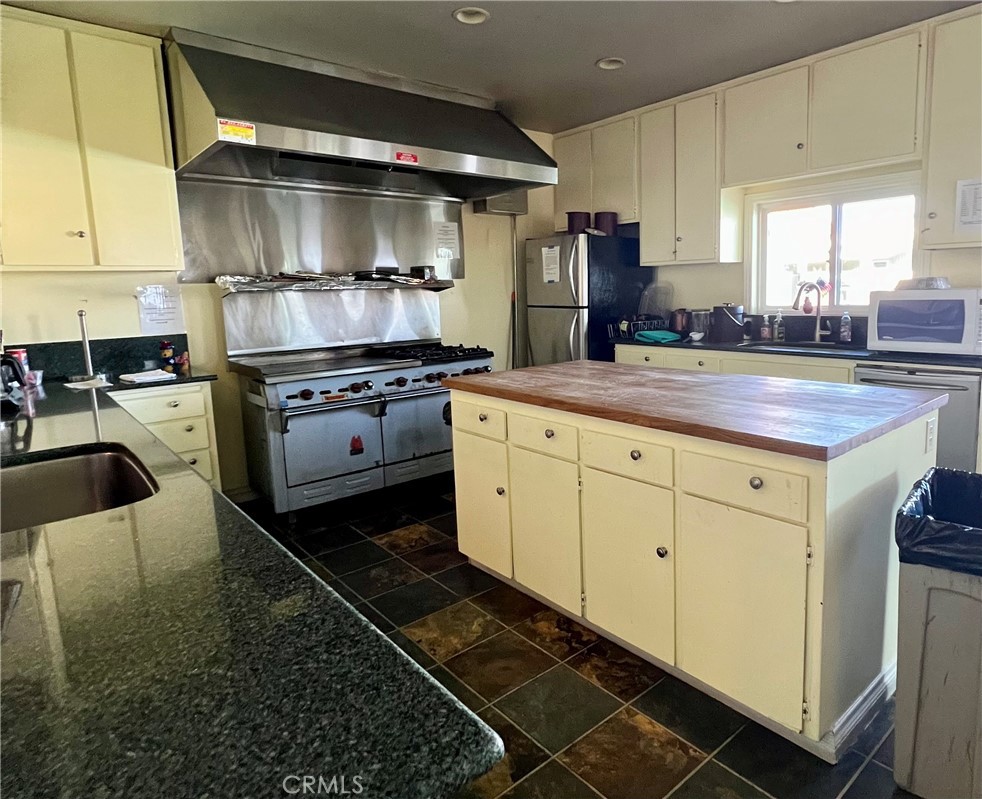 MLS #CV25148953 image #36