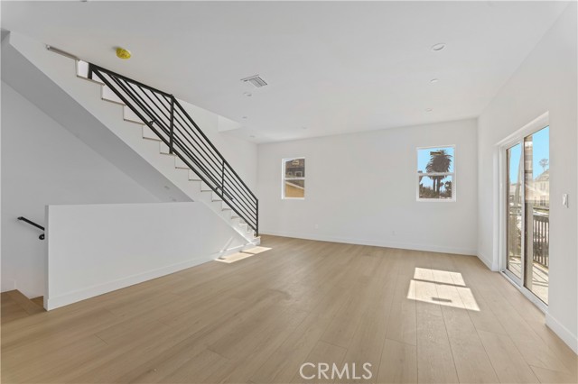 4511 Rosewood Avenue, Los Angeles CA: https://media.crmls.org/medias/35925a4a-6df6-40a9-b9a2-8f83899930e2.jpg