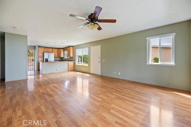 Detail Gallery Image 9 of 26 For 3676 Bartlett Ave., Oceanside,  CA 92057 - 2 Beds | 2 Baths
