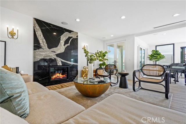 3593e9f8 E9e5 43e4 B21a 8cce11af8523