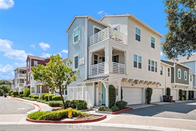 35 Patria, Rancho Mission Viejo CA: https://media.crmls.org/medias/3594bf37-eae4-45f5-bbed-de1b0bc52fd7.jpg