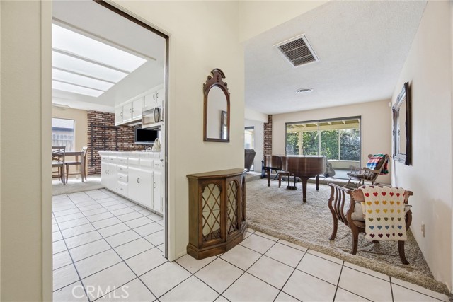 Detail Gallery Image 7 of 35 For 1807 Manning, Bakersfield,  CA 93309 - 3 Beds | 2 Baths