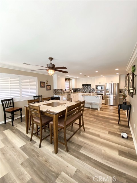 Detail Gallery Image 11 of 48 For 22761 Granite Dome, Canyon Lake,  CA 92587 - 3 Beds | 2/1 Baths