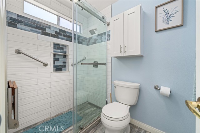 383 Park Avenue, Long Beach CA: https://media.crmls.org/medias/35967727-692d-4489-9b59-db686cf10316.jpg