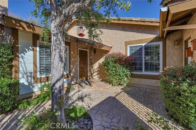 Detail Gallery Image 1 of 16 For 25715 Lupita Dr, Valencia,  CA 91355 - 2 Beds | 2 Baths