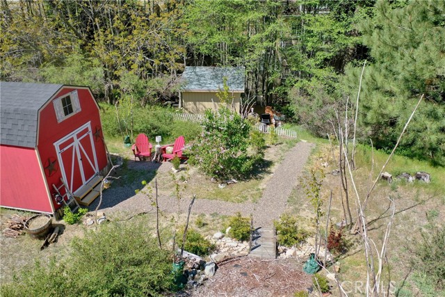29613 Hook Creek Road, Cedar Glen CA: https://media.crmls.org/medias/3596fb7d-16c0-47eb-a5bf-253134586715.jpg