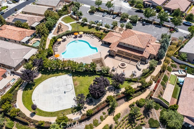 216 Colonial Drive, Calimesa CA: https://media.crmls.org/medias/35982e70-8d7f-41f9-8763-5f46da4e9f23.jpg
