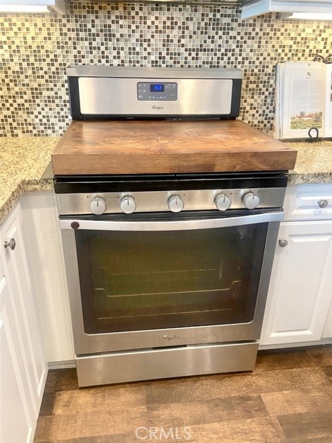 44011 Rivo Court, Temecula CA: https://media.crmls.org/medias/3598e4a0-6cf8-4910-841c-f2b8a1e183c5.jpg