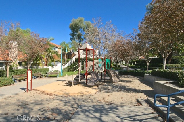 63 Gaviota, Rancho Santa Margarita CA: https://media.crmls.org/medias/359b2588-1c20-48f1-a9c7-61765380565c.jpg