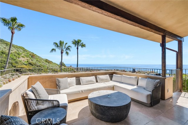 Detail Gallery Image 17 of 43 For 715 Mystic Way, Laguna Beach,  CA 92651 - 4 Beds | 4/1 Baths