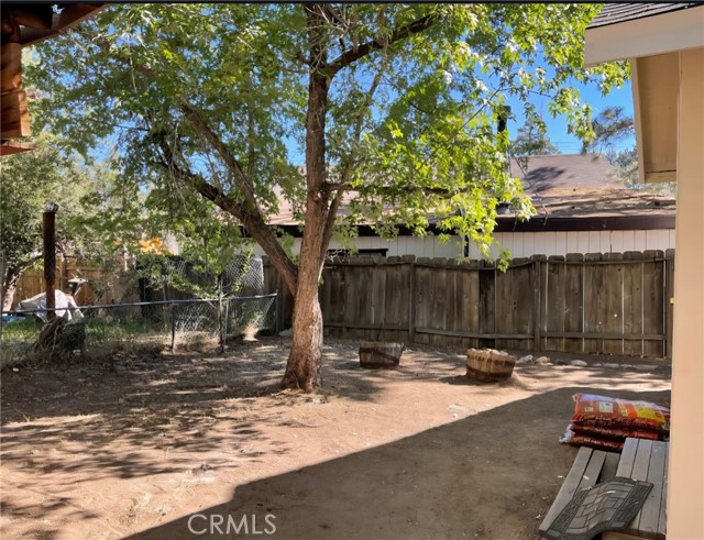 Detail Gallery Image 25 of 25 For 40172 Highland Rd., Big Bear Lake,  CA 92315 - 2 Beds | 1 Baths