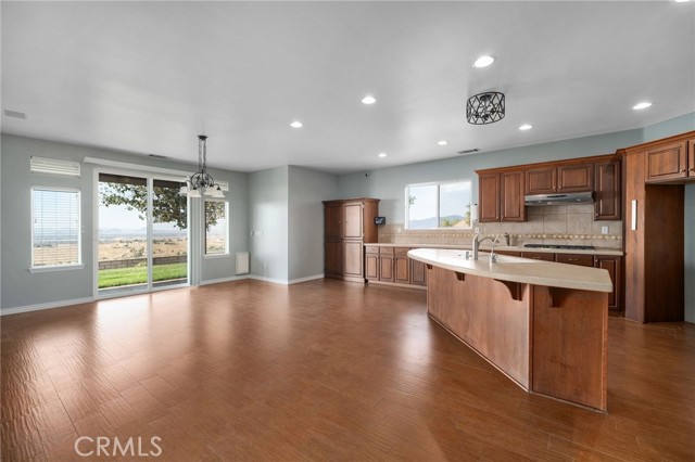 Detail Gallery Image 26 of 74 For 22428 Valley View Rd, Apple Valley,  CA 92308 - 6 Beds | 4/1 Baths