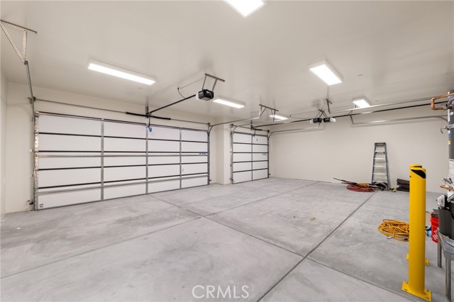 Detail Gallery Image 42 of 72 For 17840 Talisman St, Hesperia,  CA 92345 - 4 Beds | 3/1 Baths